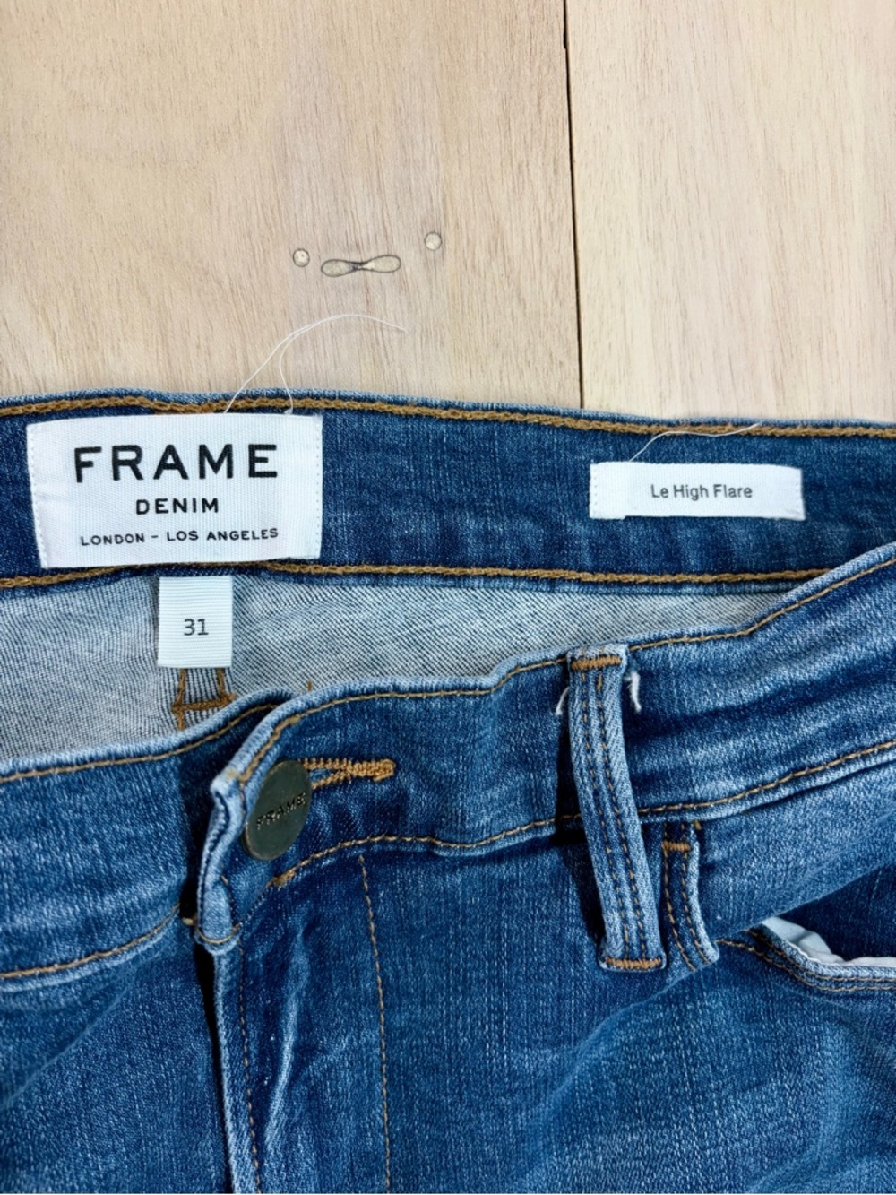 FRAME Le High Flare Jeans in Columbus Wash Size 31 High Rise Stretch long - Picture 6 of 11